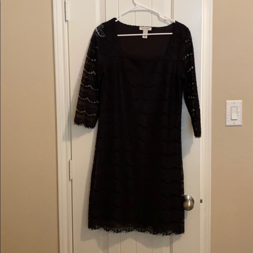 White House black market lace dress
